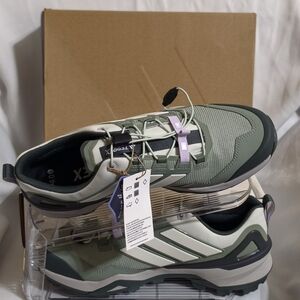 Adidas Terrex Skychaser W Hiking Shoes US Women Size 10.5 (NWT)